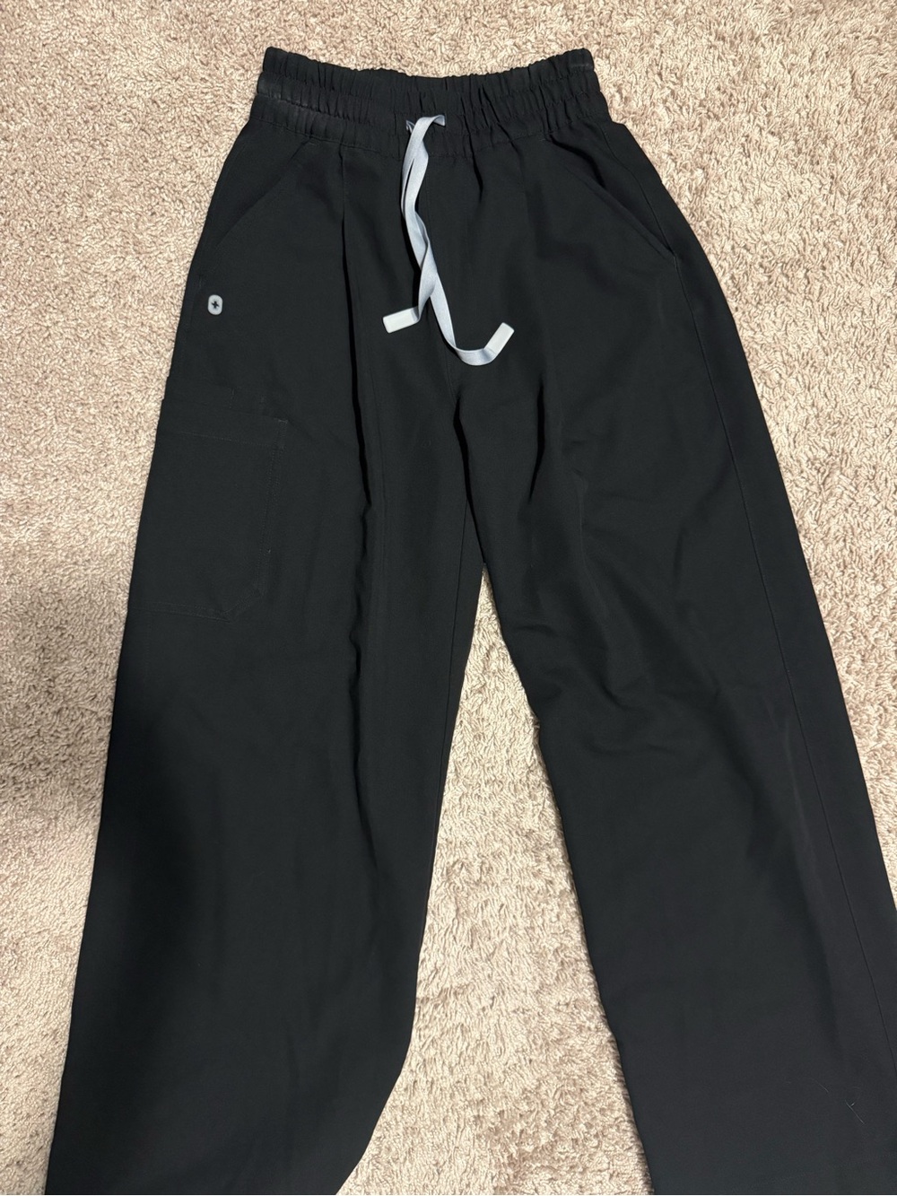 Figs women’s black ultra high rise Shelby pants
